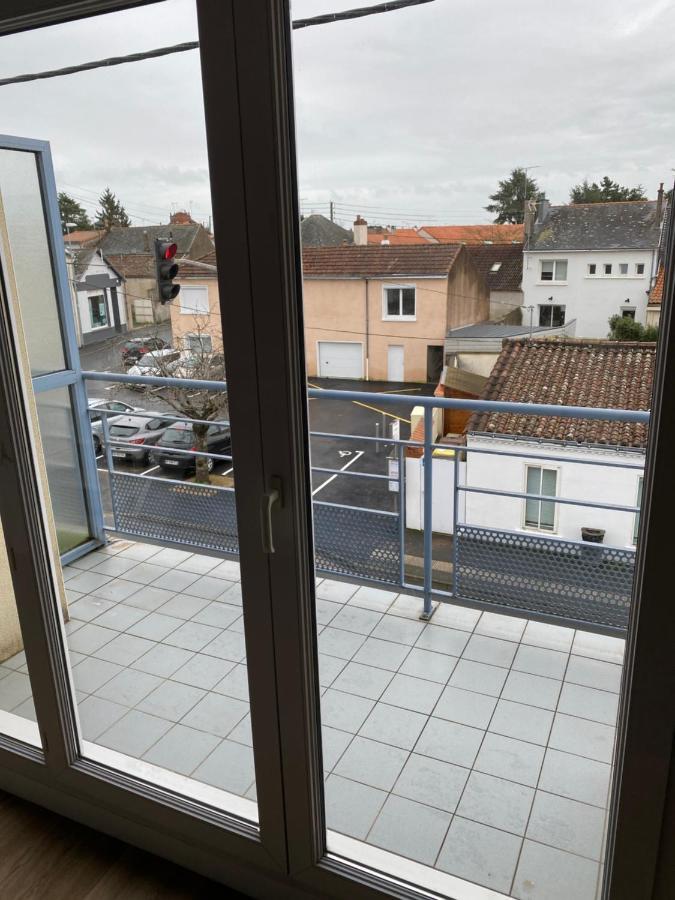 Sacre Coeur - Duplex Avec Balcon - 4 Pers Apartamento Cholet Exterior foto